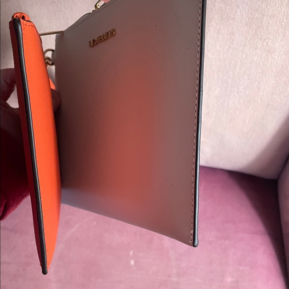 Michael Kors Vibrant Orange and White Clutch Duo NWT estate sale - Picture 5 of 7